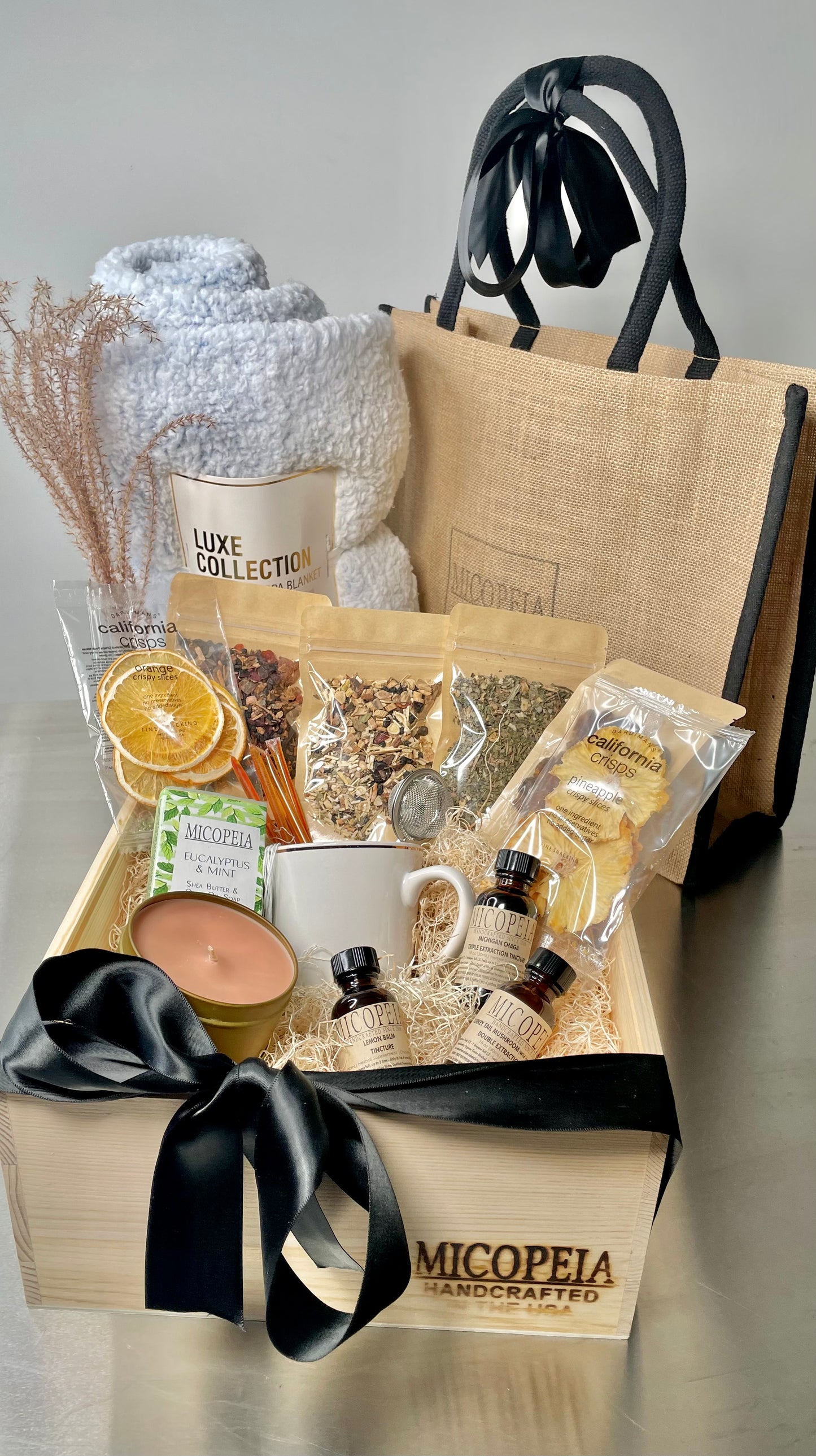 Seasonal Medicinal Teas & Wellness
 - Botanical Luxe Box